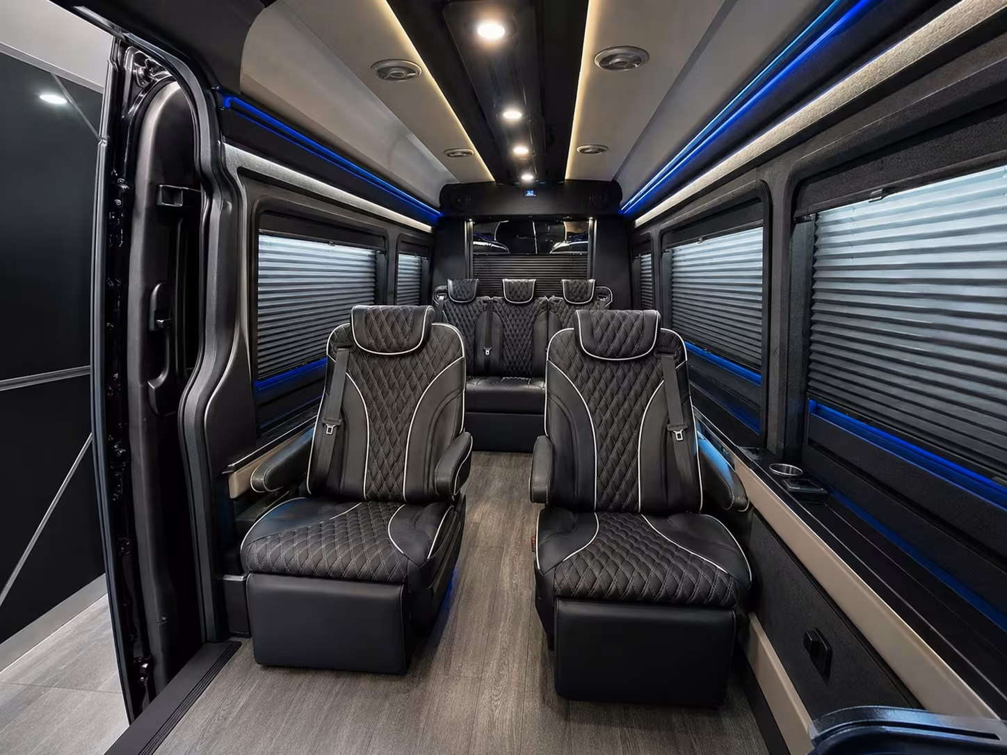 bus rentals for return airport pickups back to torrance