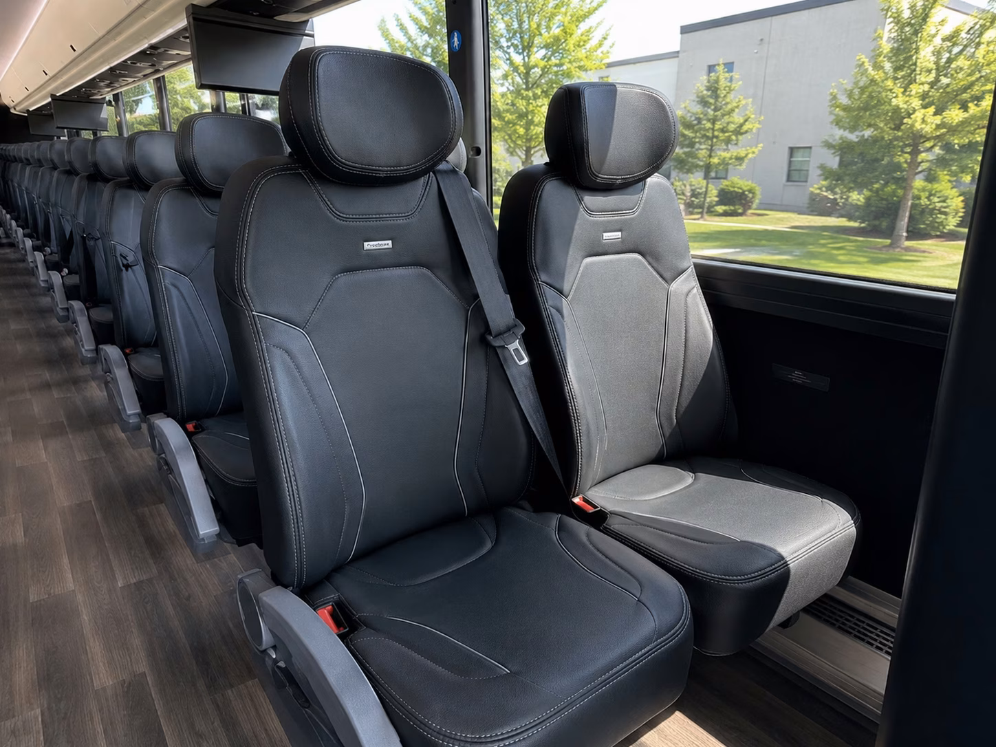 minibus rentals for multi stop wedding days in torrance