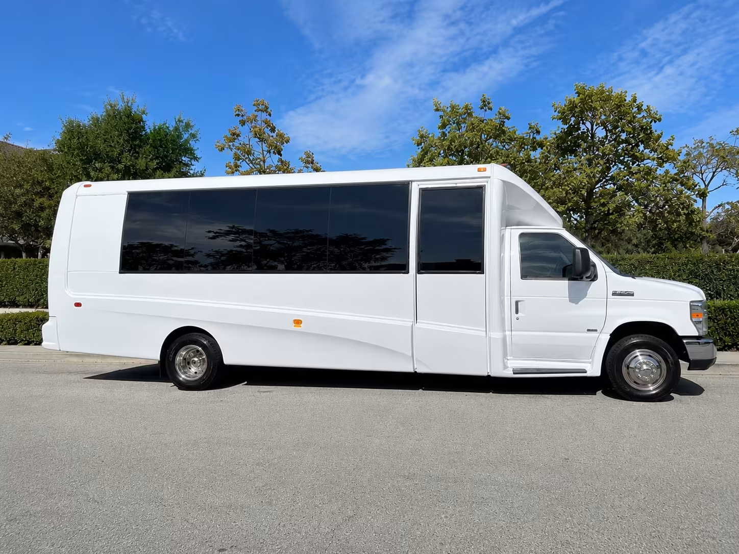 torrance airport transfer shuttle bus services