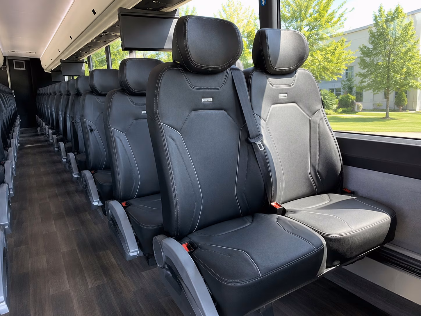 torrance charter buses